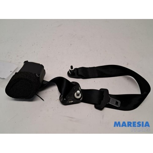 Fiat - 500 - Rear seatbelt, left