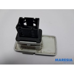Fiat - 500 - AUX / USB connection