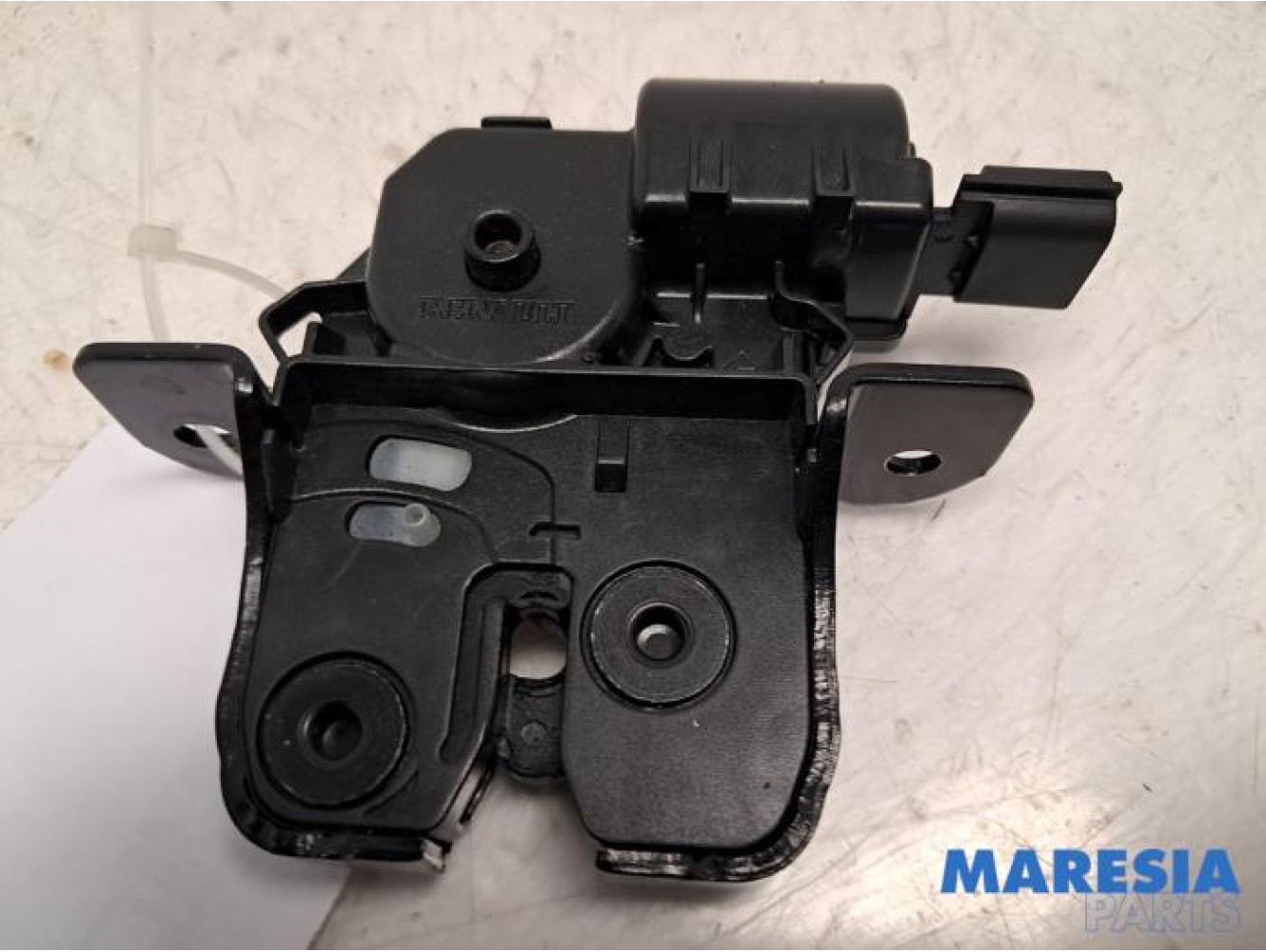 Renault - ZOE - Tailgate lock mechanism
