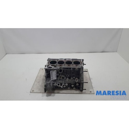 Alfa Romeo - Stelvio - Motor Unterblock