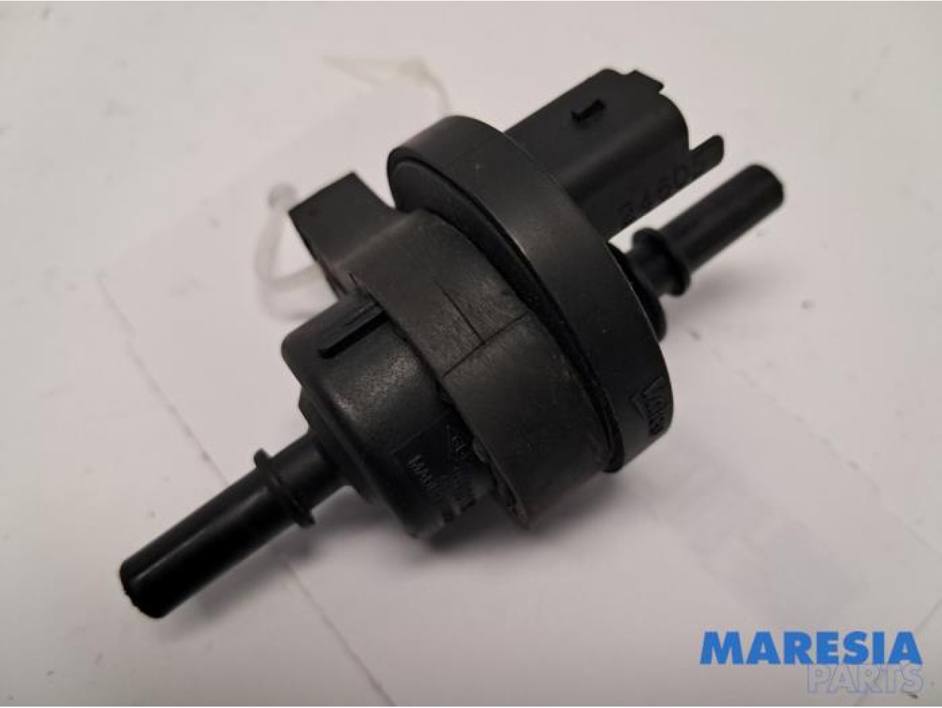 Renault - Scenic - Vacuum valve
