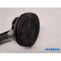 Alfa Romeo - Stelvio - Connecting rod