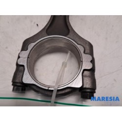 Alfa Romeo - Stelvio - Connecting rod