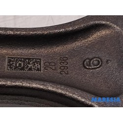 Alfa Romeo - Stelvio - Connecting rod
