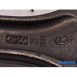 Alfa Romeo - Stelvio - Connecting rod