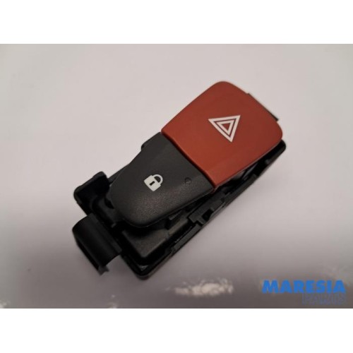 Renault - Scenic - Panic lighting switch