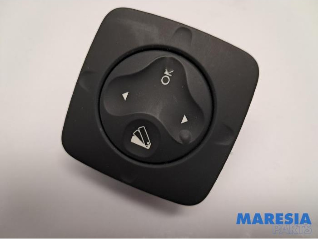 Renault - Scenic - On-board computer controller