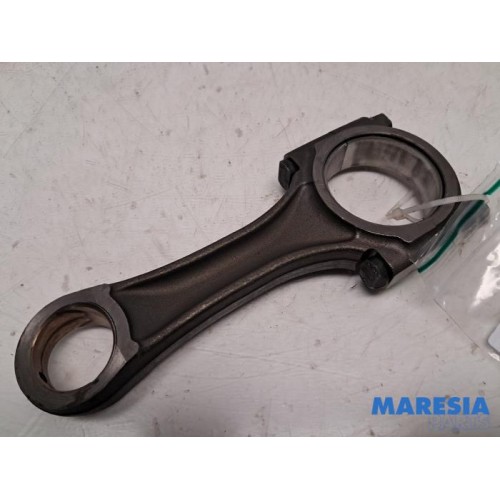 Peugeot - Boxer - Connecting rod