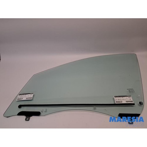 Renault - Scenic - Door window 4-door, front left