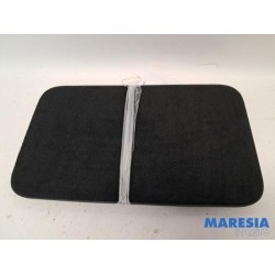 Renault - Scenic - Storage compartment