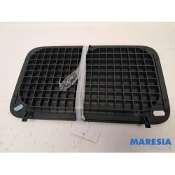 Renault - Scenic - Storage compartment