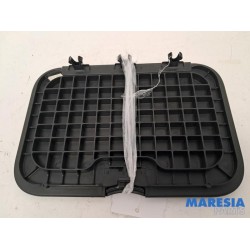 Renault - Scenic - Storage compartment