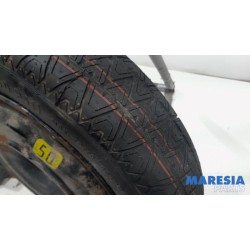 Citroen - C4 Grand Picasso - Krikset + reservewiel