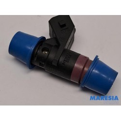 Renault - Clio - Injector (petrol injection)