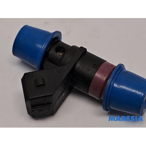 Renault - Clio - Injector (petrol injection)