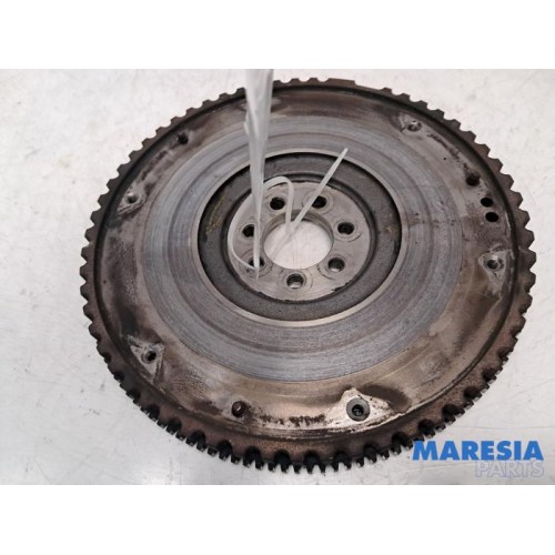 Renault - Clio - Flywheel