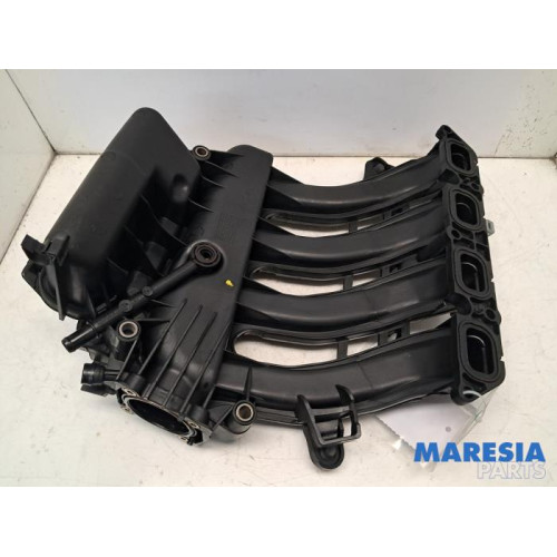Renault - Clio - Intake manifold