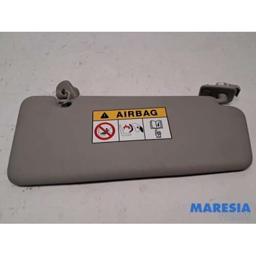 Renault - ZOE - Sun visor