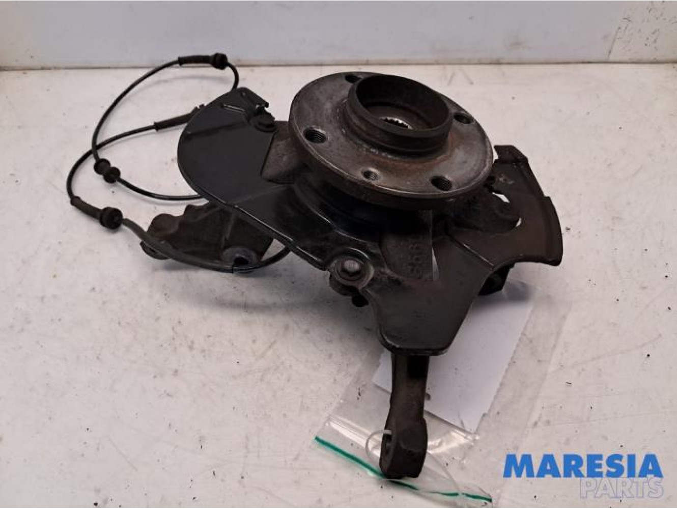 Fiat - 500 - Knuckle, front right