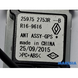 Renault - ZOE - GPS antenna