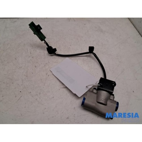 Renault - ZOE - AC expansion valve