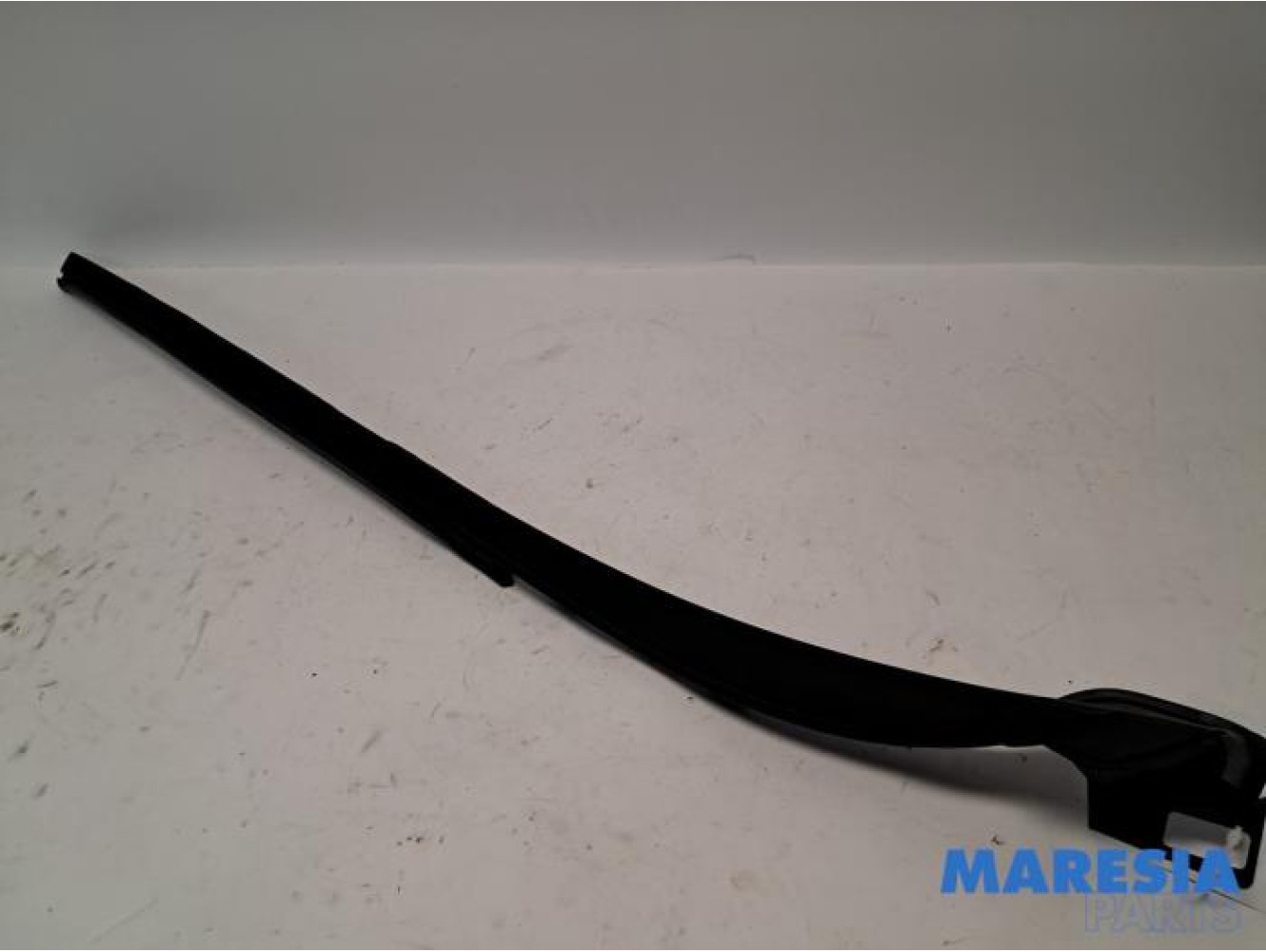 Renault - ZOE - Frontscreen frame