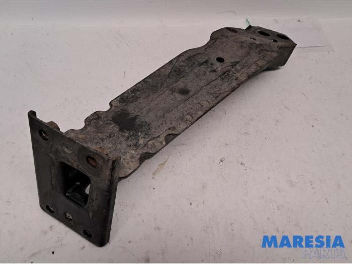 Fiat - 500 - Front part support