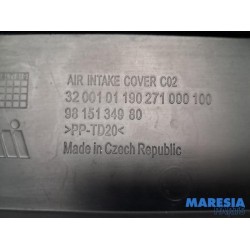 Citroen - C3 - Front bumper, central component