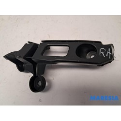 Citroen - C3 - Rear bumper bracket central
