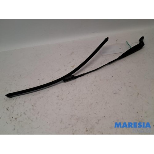 Fiat - 500 - Front wiper arm