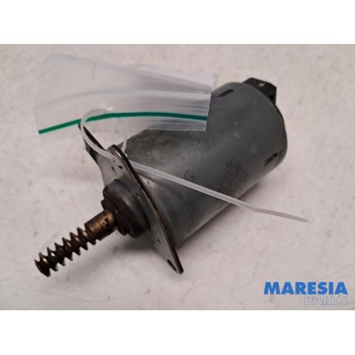 Peugeot - 5008 - Camshaft adjuster