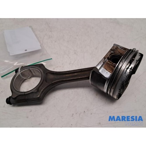 Peugeot - 5008 - Connecting rod
