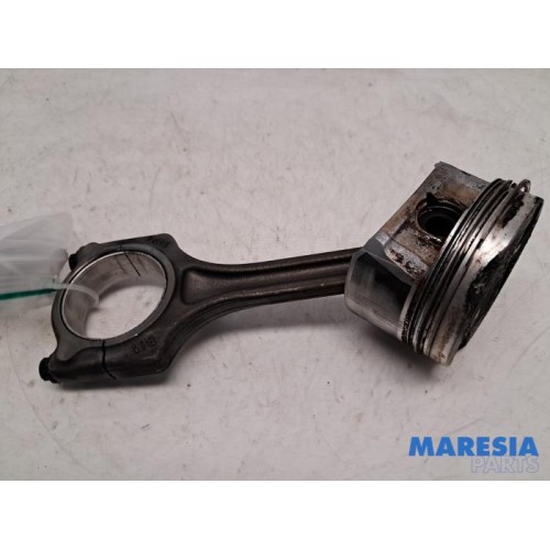 Peugeot - 5008 - Connecting rod