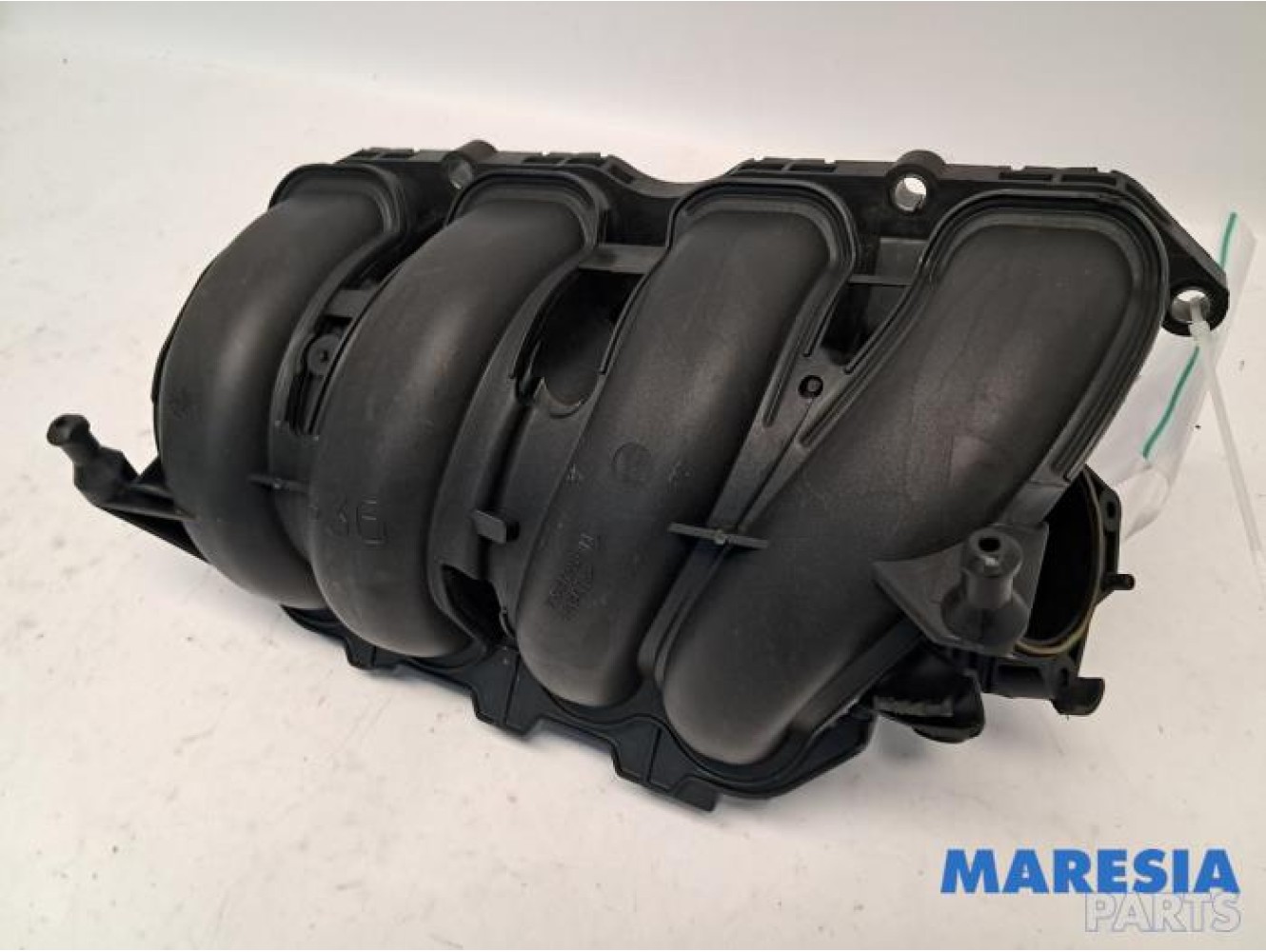 Peugeot - 5008 - Intake manifold