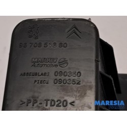 Citroen - C3 - Air box