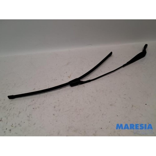 Citroen - C3 - Front wiper arm