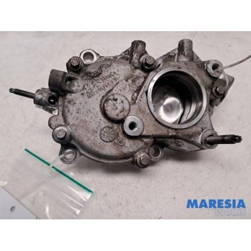 Peugeot - Boxer - Support pompe diesel
