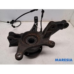 Renault - Captur - Knuckle, front right