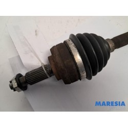 Renault - Captur - Front drive shaft, right
