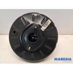 Renault - Captur - Brake servo