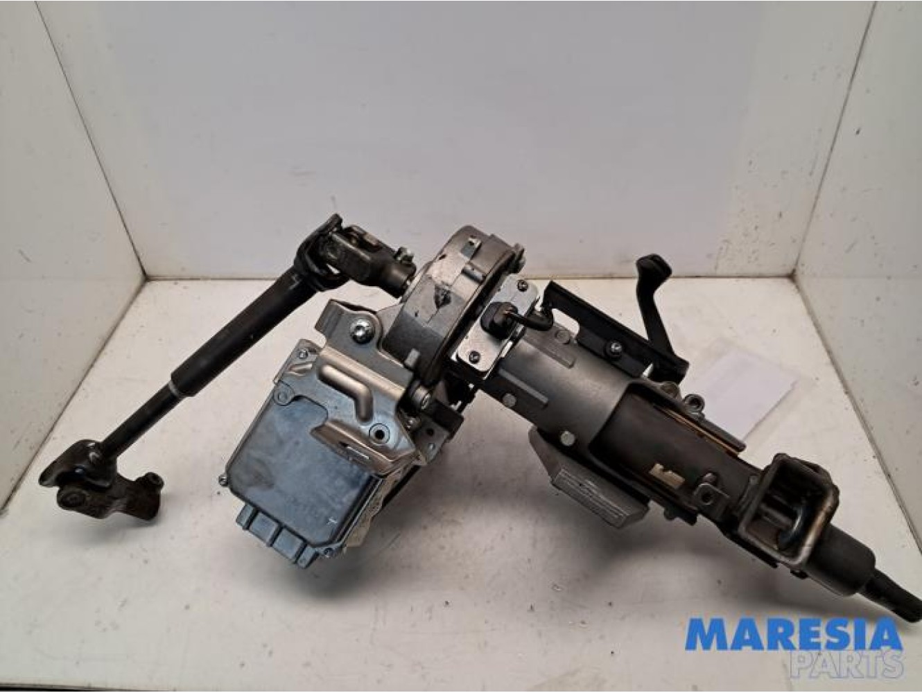 Renault - Captur - Steering column housing