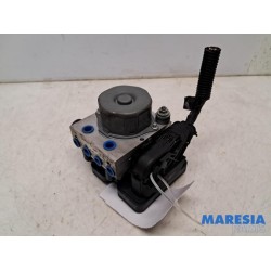 Renault - Captur - ABS Pomp