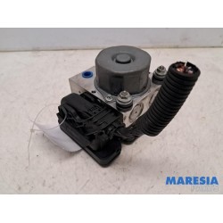 Renault - Captur - ABS Pomp