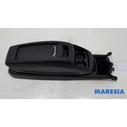 Citroen - C4 Grand Picasso - Middle console