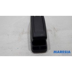 Citroen - C4 Grand Picasso - Middle console