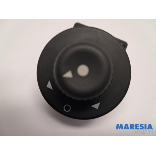 Citroen - Berlingo - Mirror switch