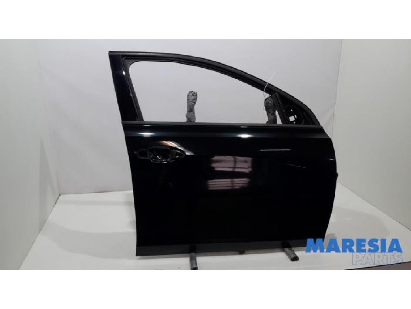 Peugeot - 308 - Front door 4-door, right