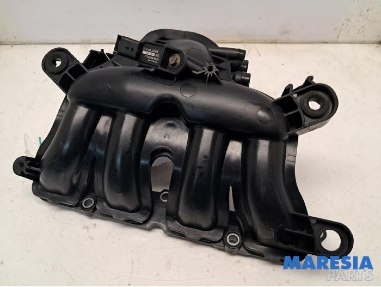 Peugeot - 5008 - Intake manifold
