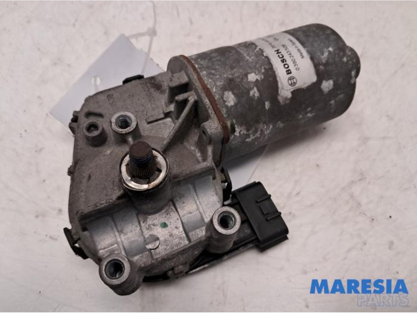Opel - Vivaro - Front wiper motor