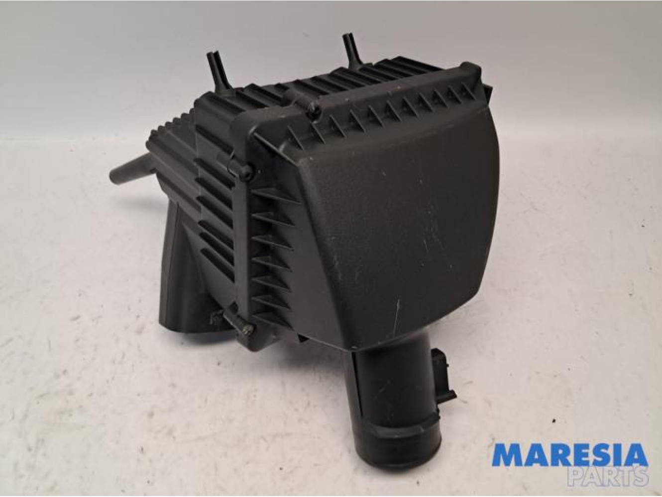 Opel - Vivaro - Air box